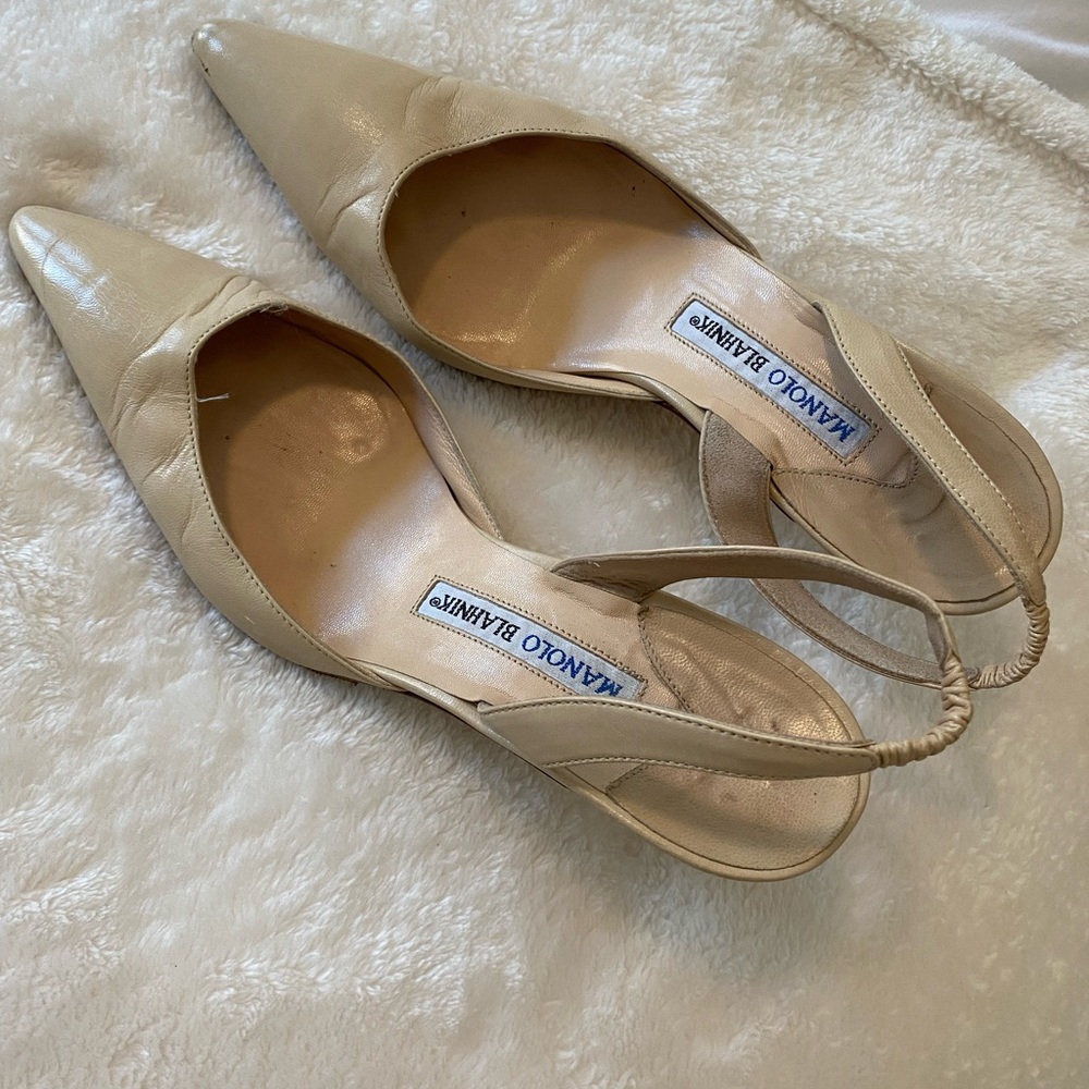 Manolo Blahnik Leather Sligback Pumps